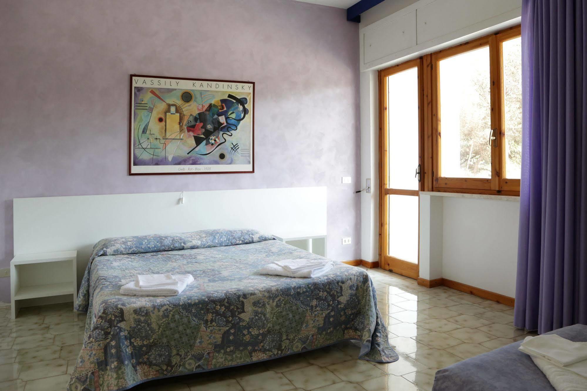 Gh Campoverde Village San Cataldo  Esterno foto